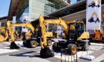 JINGONG JGM757M wheel loader in operation