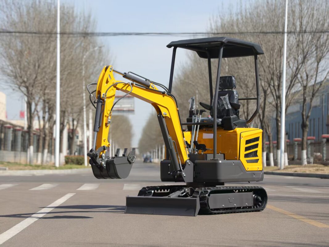 1.5 ton mini excavator white label OEM factory direct