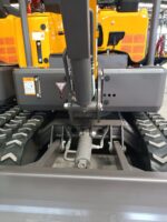rubber track undercarriage 230mm 1.5 ton mini excavator china