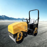 LUTONG LTC302 road roller for sale - Double Drum. Factory direct from China.